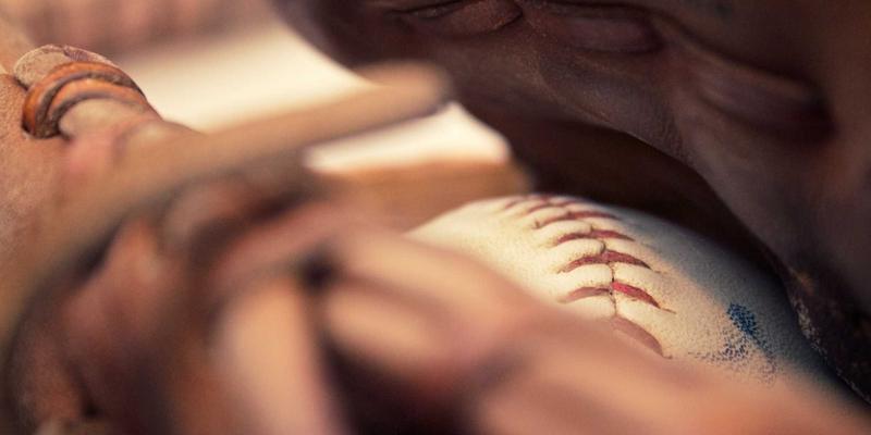 从代理记账到智能分析：企业财务数字化转型的三大关键路径