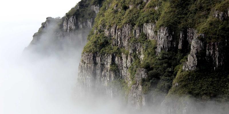 财务数字化转型：如何选择与实施合适的ERP系统，赋能代理记账与财务外包服务